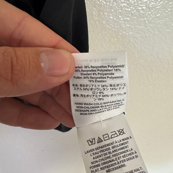 J.Crew Classic Sculpt Lana Bikini Top SZ L Black V-Neck Adjustable Removable Pad - Picture 8 of 9